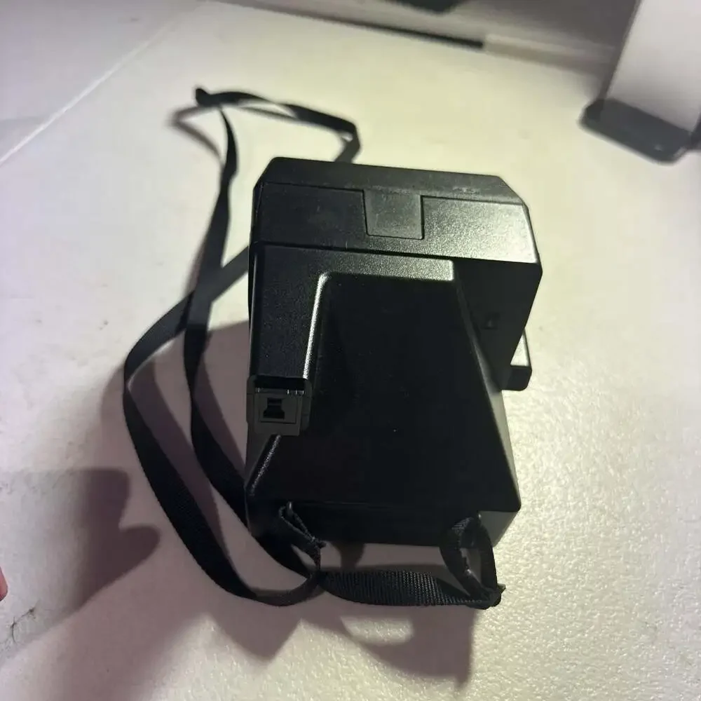 Vintage Polaroid Sun 600 LMS Instant Camera with Strap